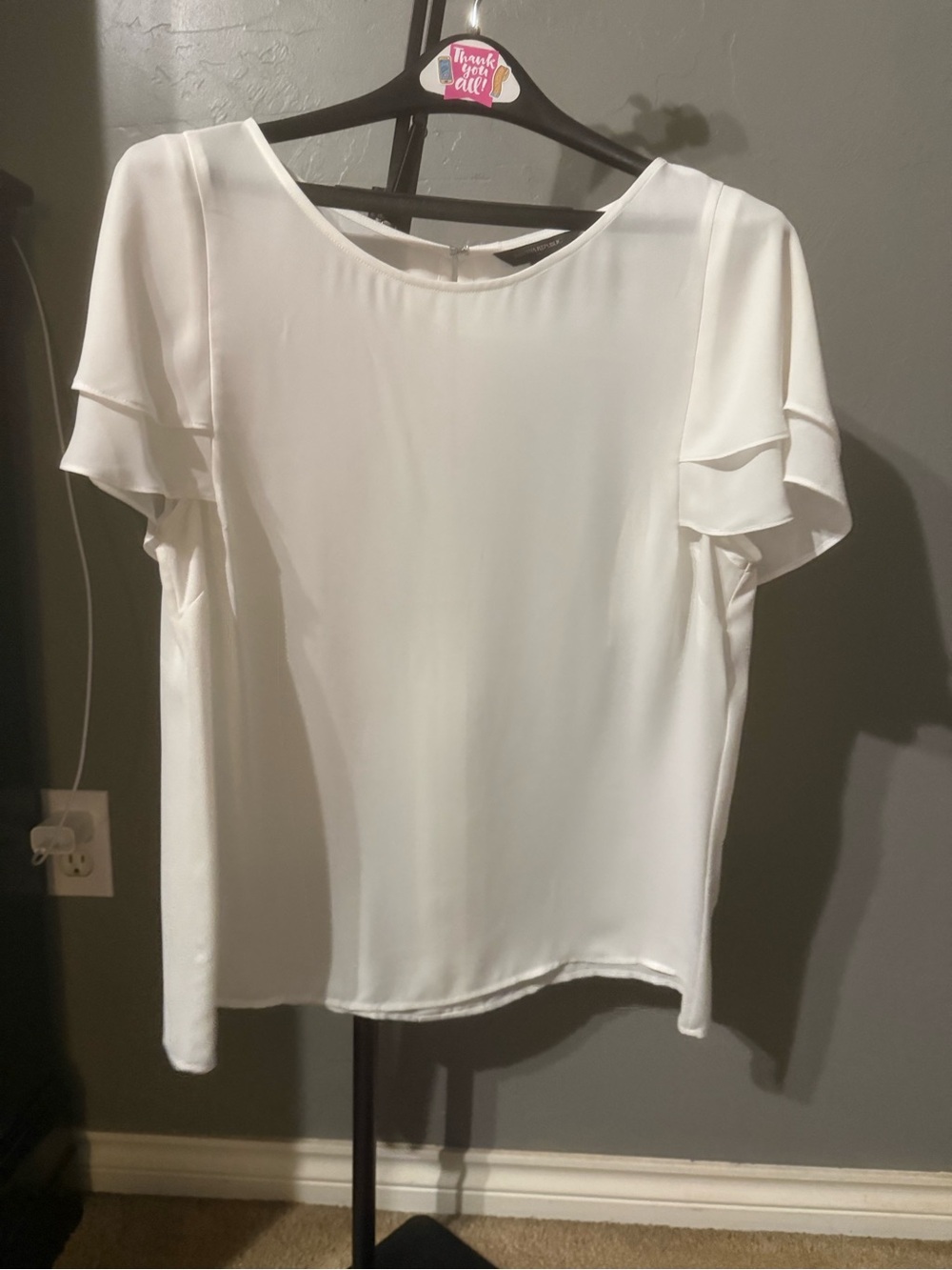 Banana Republic White Ruffle Sleeve Blouse Size Large NWOT